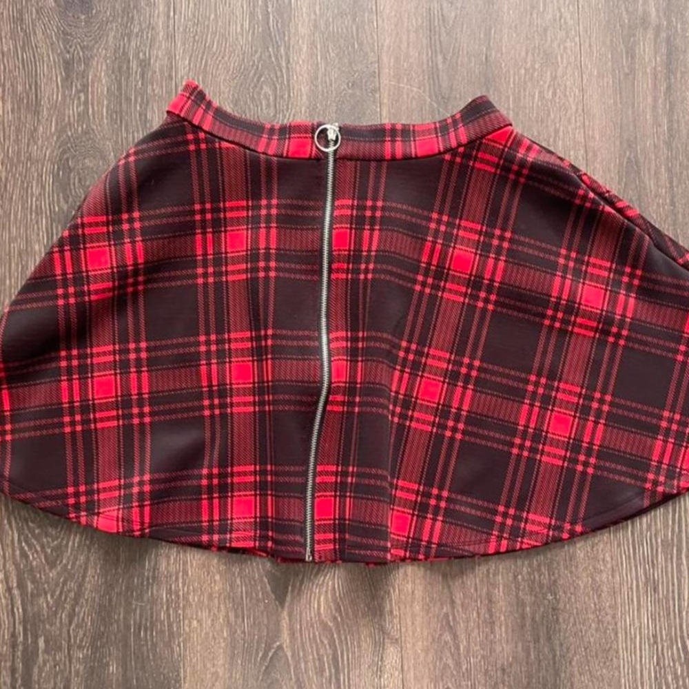 〔hottopic red plaid spandex zipper skirt〕